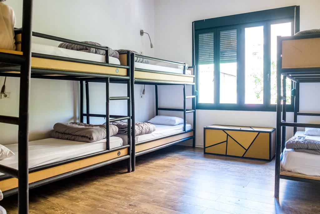 טיראנה Destil Hostel מראה חיצוני תמונה