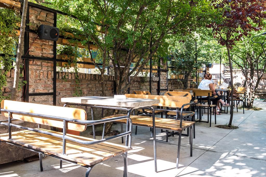 טיראנה Destil Hostel מראה חיצוני תמונה