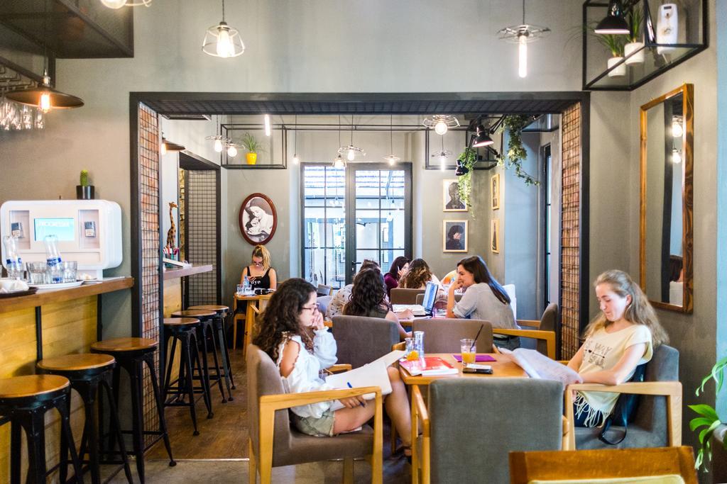 טיראנה Destil Hostel מראה חיצוני תמונה
