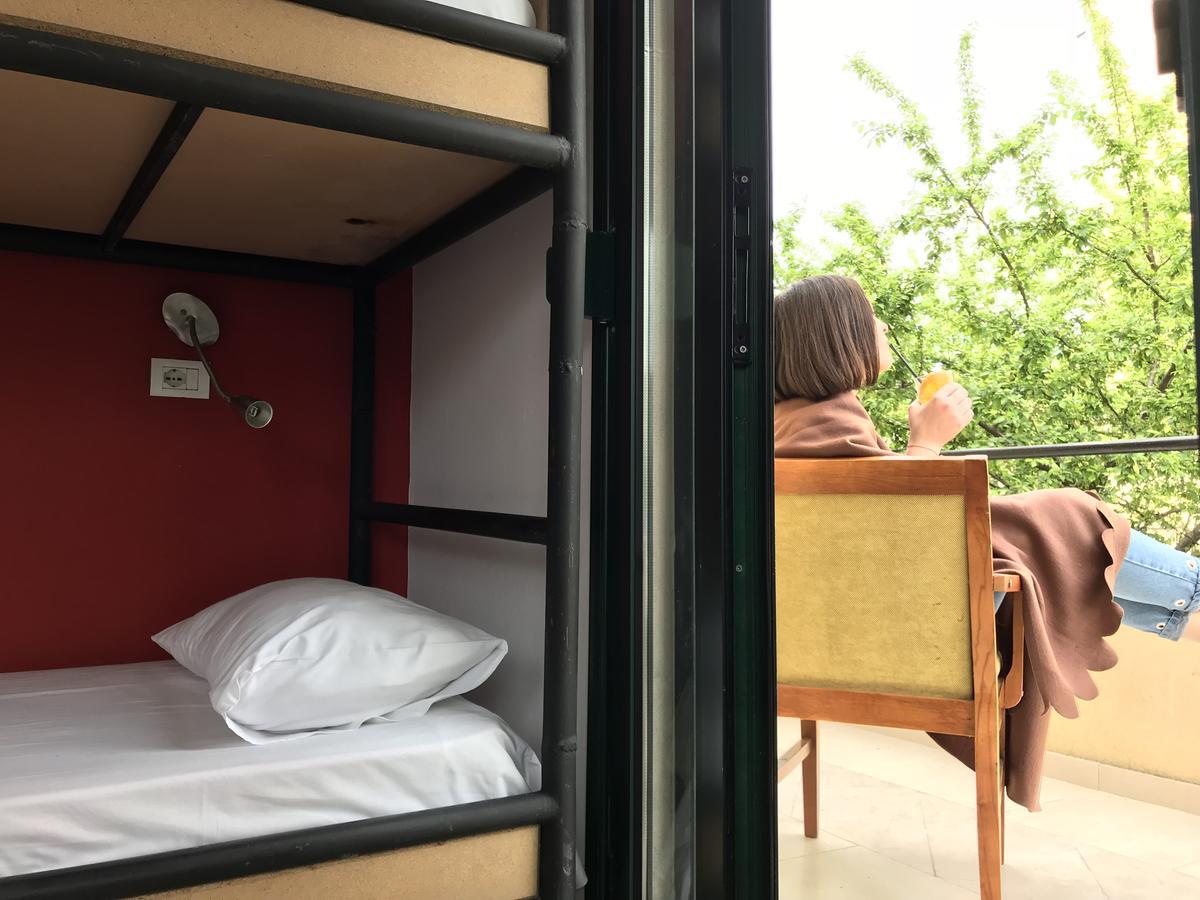 טיראנה Destil Hostel מראה חיצוני תמונה